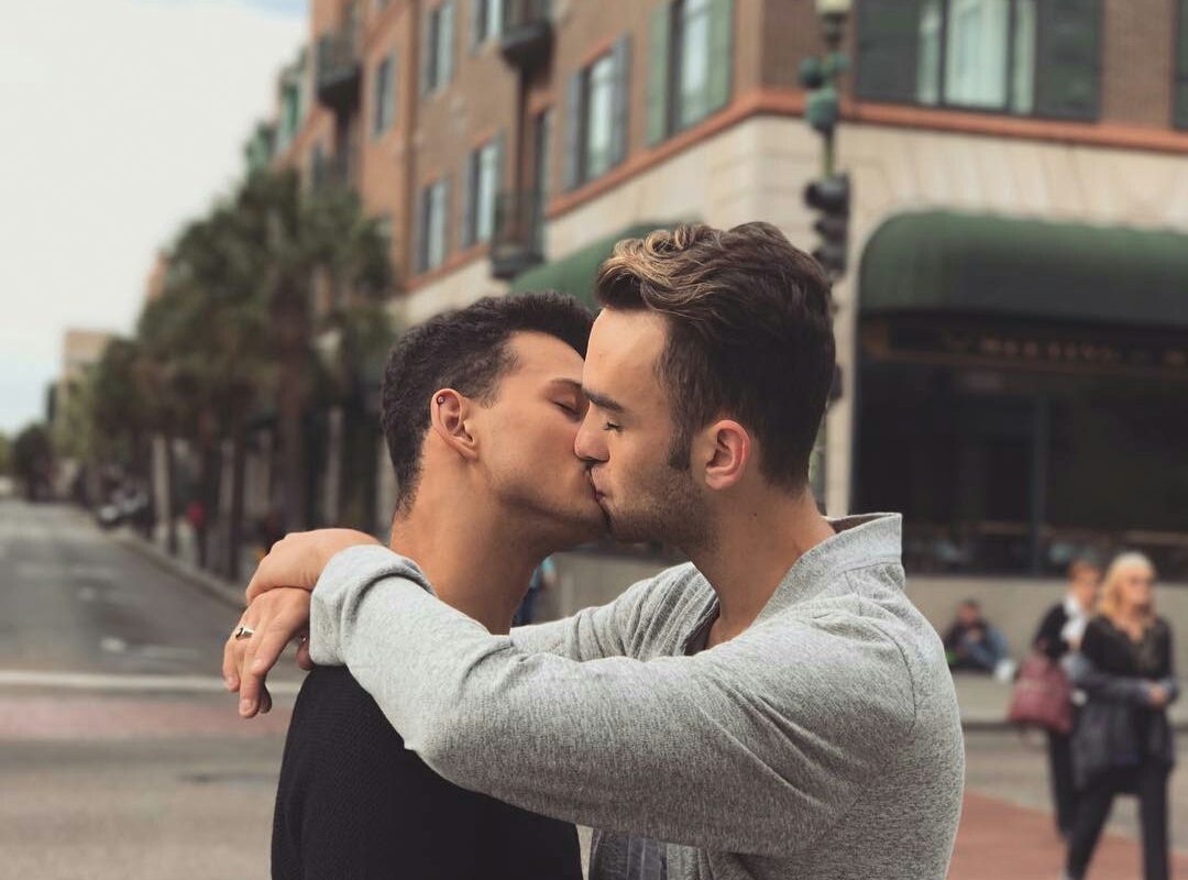 gay dating sites